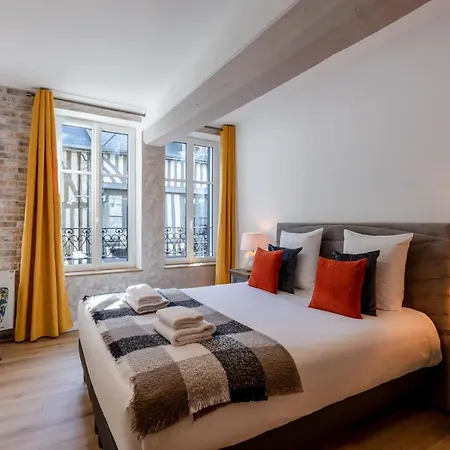 Apartment Easy Travel - Charming - Historic Center