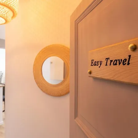 Easy Travel - Charming - Historic Center Apartment